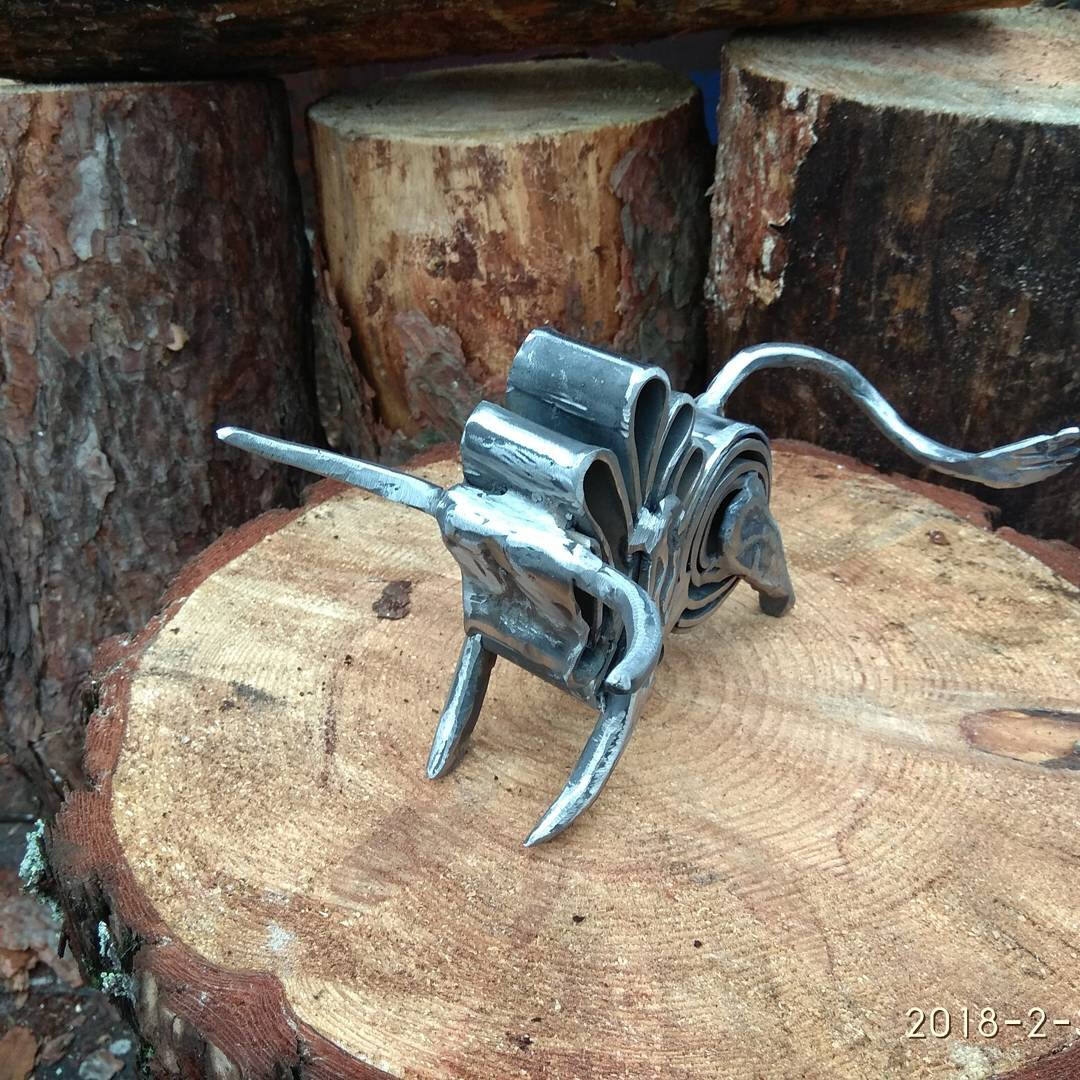 Hand forged bull, metal bull, bull sculpture, metal artwork, iron gift, iron sculpture, metal figurine, metal art, rustic iron decor