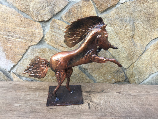 Hand forged horse, horse figurine, horse lover gift, horseshoe, horse decor, horse art, cowboy gift,cowgirl gift,cowboy horse,western decor