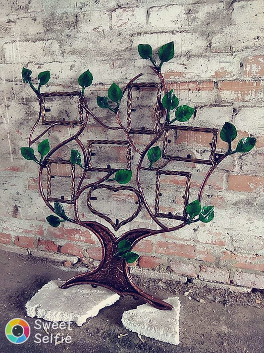 Family tree, hand forged family tree, family tree gift, familty tree frame, family frame,photo album,iron gifts,hand forged frame,viking axe