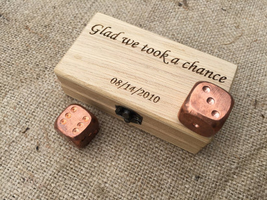 Copper dices with dice box, engraved dice box, personalized dice box,dice games,wooden box for dices,tabletop gaming,board games,copper gift