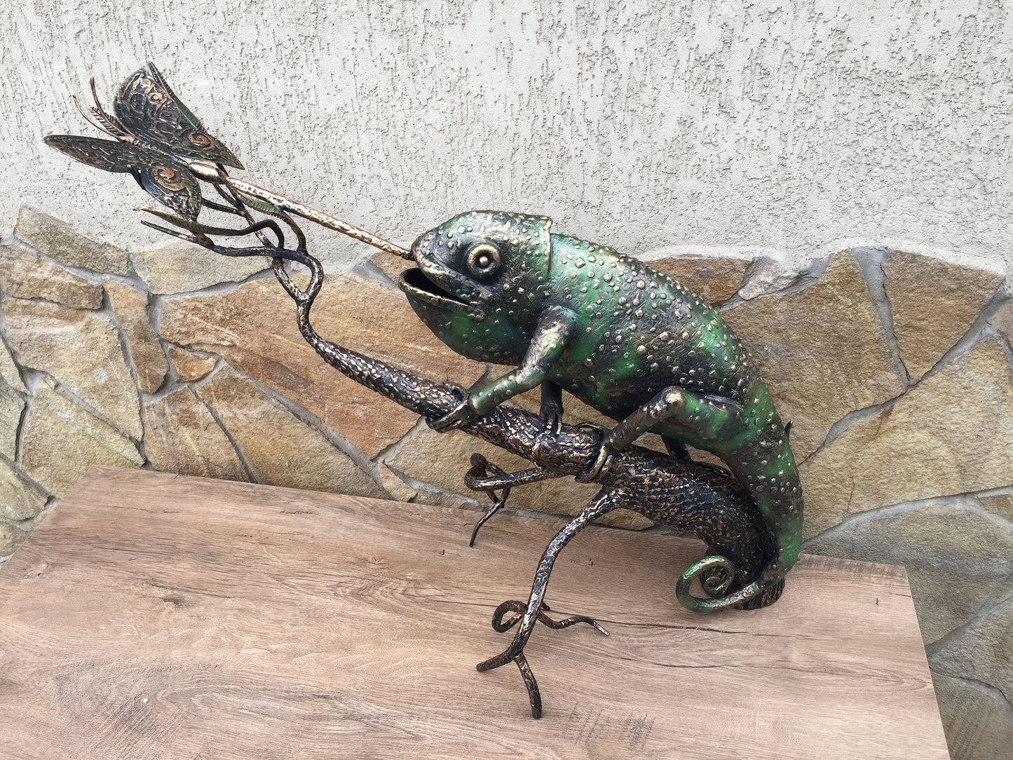 Chameleon sculpture, chameleon art, chameleon charm, chameleon birthday, chameleon costume,garden sculpture,yard art,garden decor,viking axe