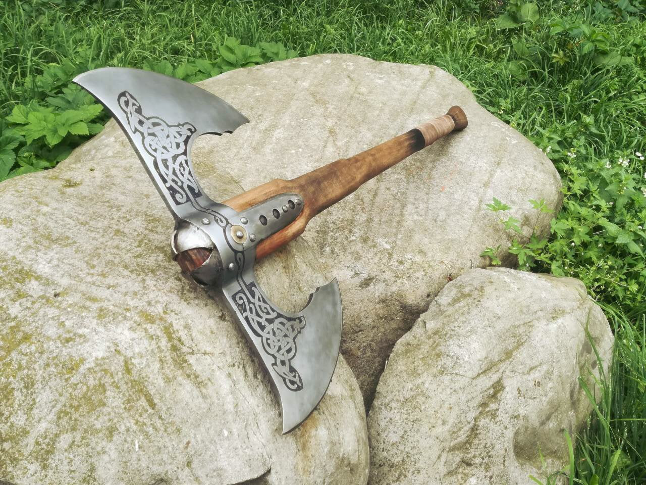 Hand-forged Leviathan Axe with Carved Handle