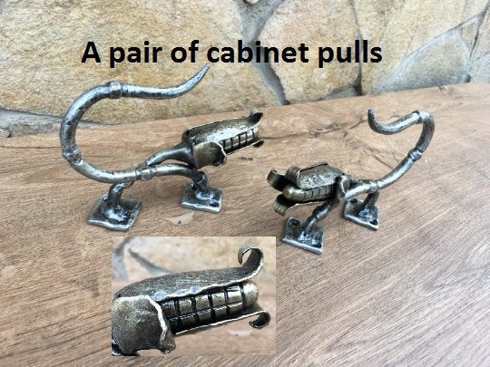 Kitchen cabinet pulls, kitchen cabinet handles, kitchen cabinet pulls and knobs, kitchen cabinet decor,kitchen cabinet hardware,drawer pulls