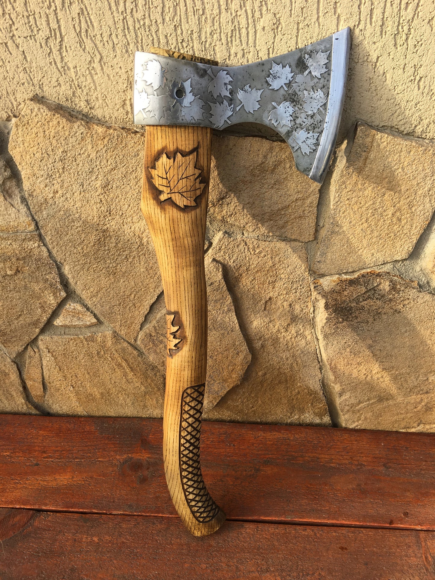 Mens gift, viking axe, manly gift, medieval axe, tomahawk, camping, maple leaf, men's gifts,iron gift for him,gifts for men,manly iron gifts