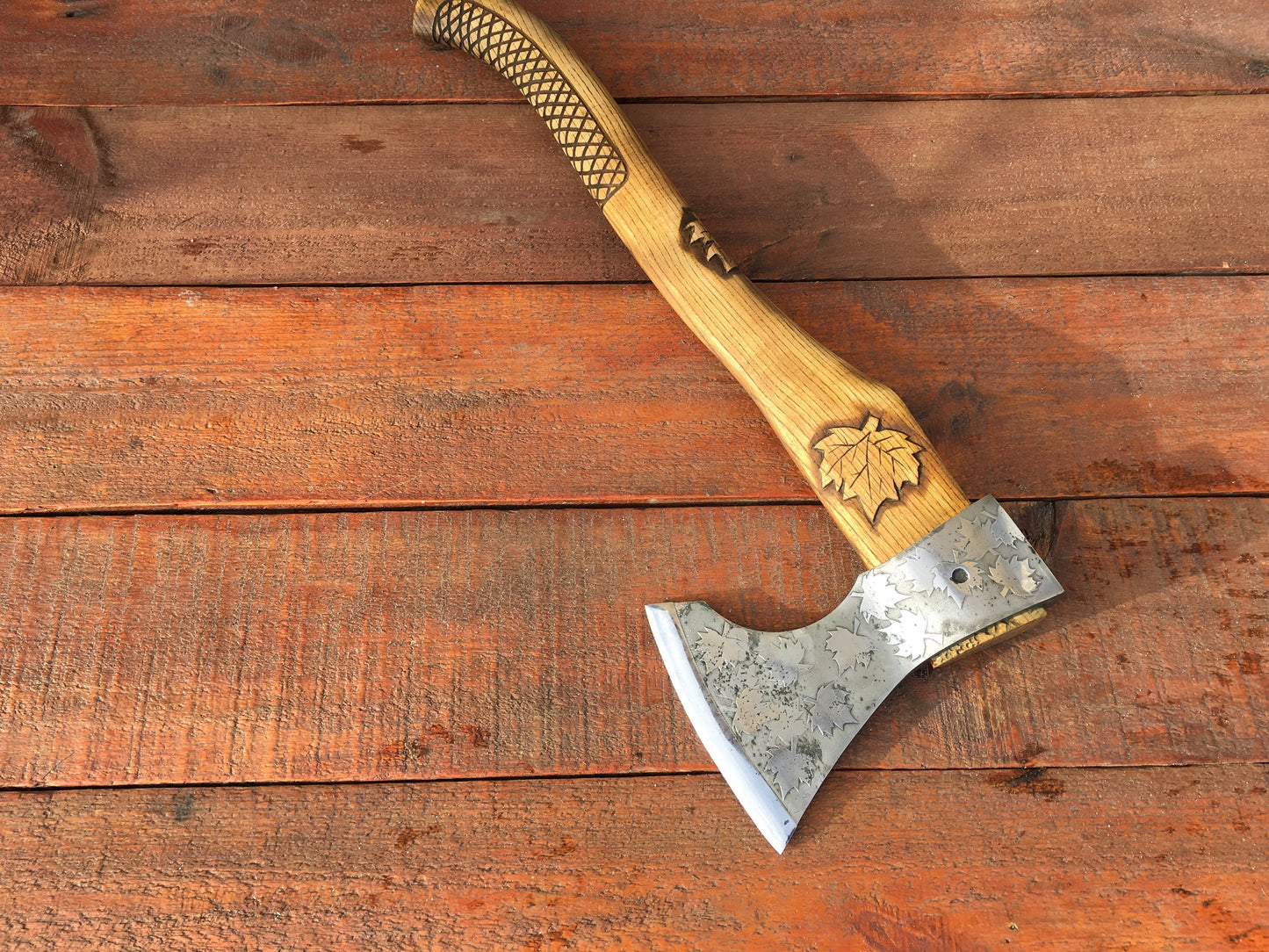 Mens gift, viking axe, manly gift, medieval axe, tomahawk, camping, maple leaf, men's gifts,iron gift for him,gifts for men,manly iron gifts