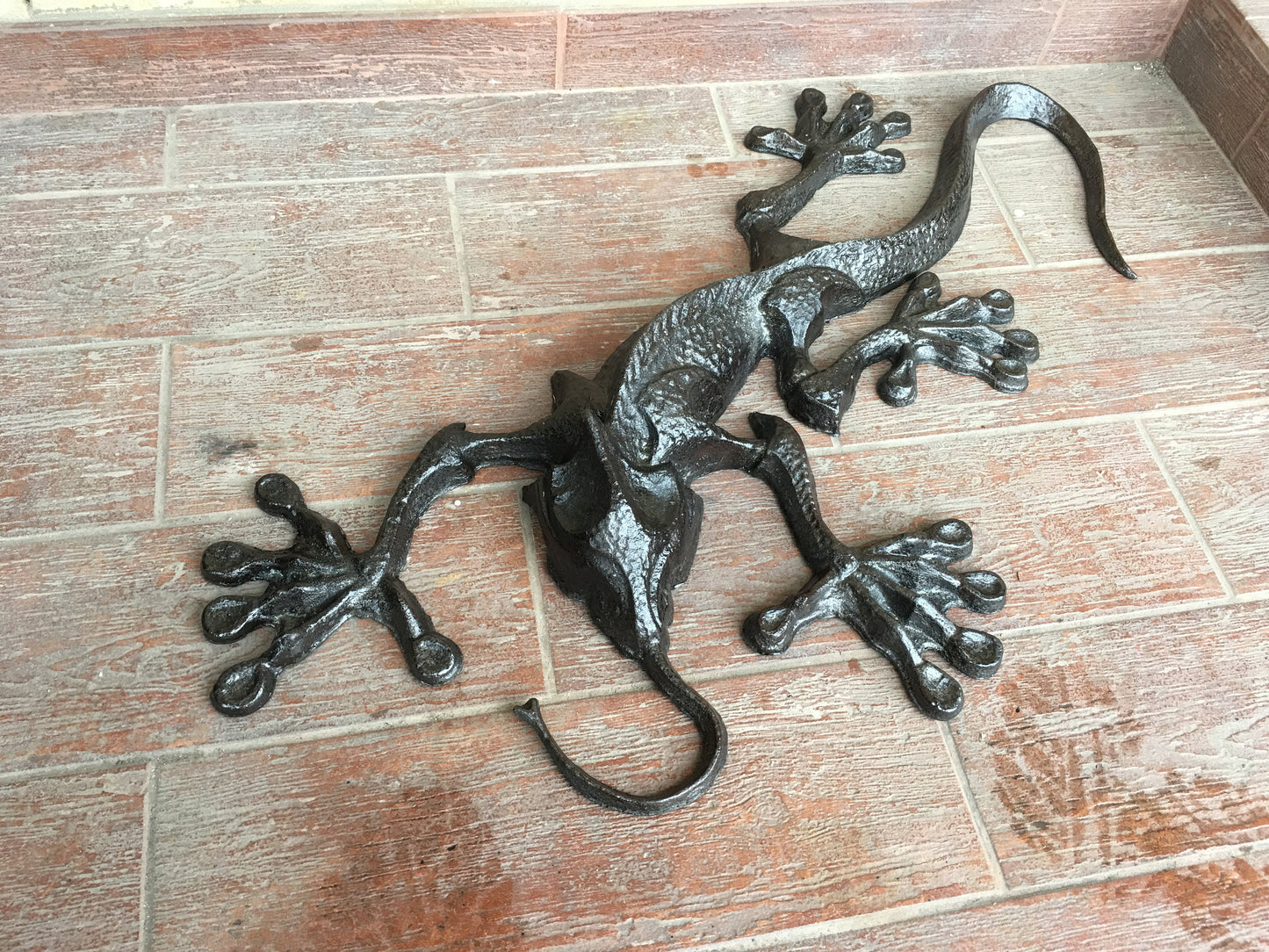 Wrought iron lizard, iron gift, lizard lover gift, steel gift, lizard wall art, sculpture, lizard home decor, lizard garden, lizard decor