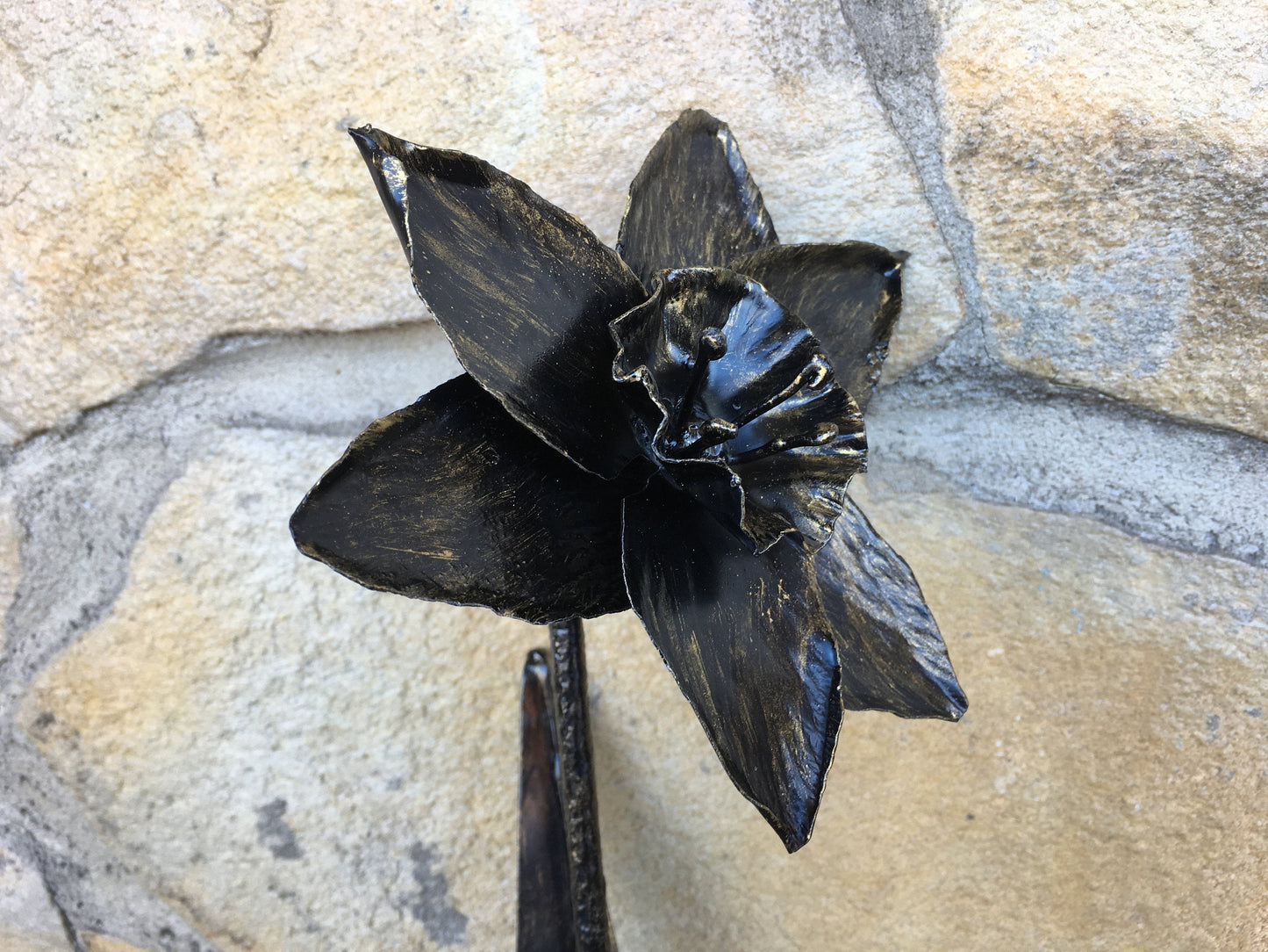 Hand forged narcissus, metal narcissus, iron narcissus, iron sculpture, iron anniversary gift for her, iron rose, metal rose, iron flower