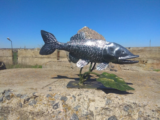 Pike, river, nautical decor, seaweed, metal pike, fishing, iron decor, fish decor, fish birthday, fish lover gifts,fish figurine,fishing rod