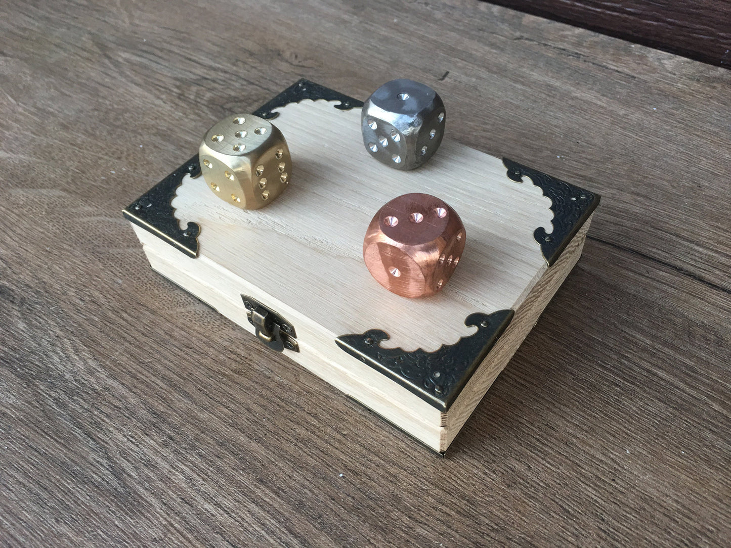 Dice set, dice gift box, dice gifts, bronze dice, copper dice, steel dice, dice box, birthday gift, Christmas gift, board game, dice game