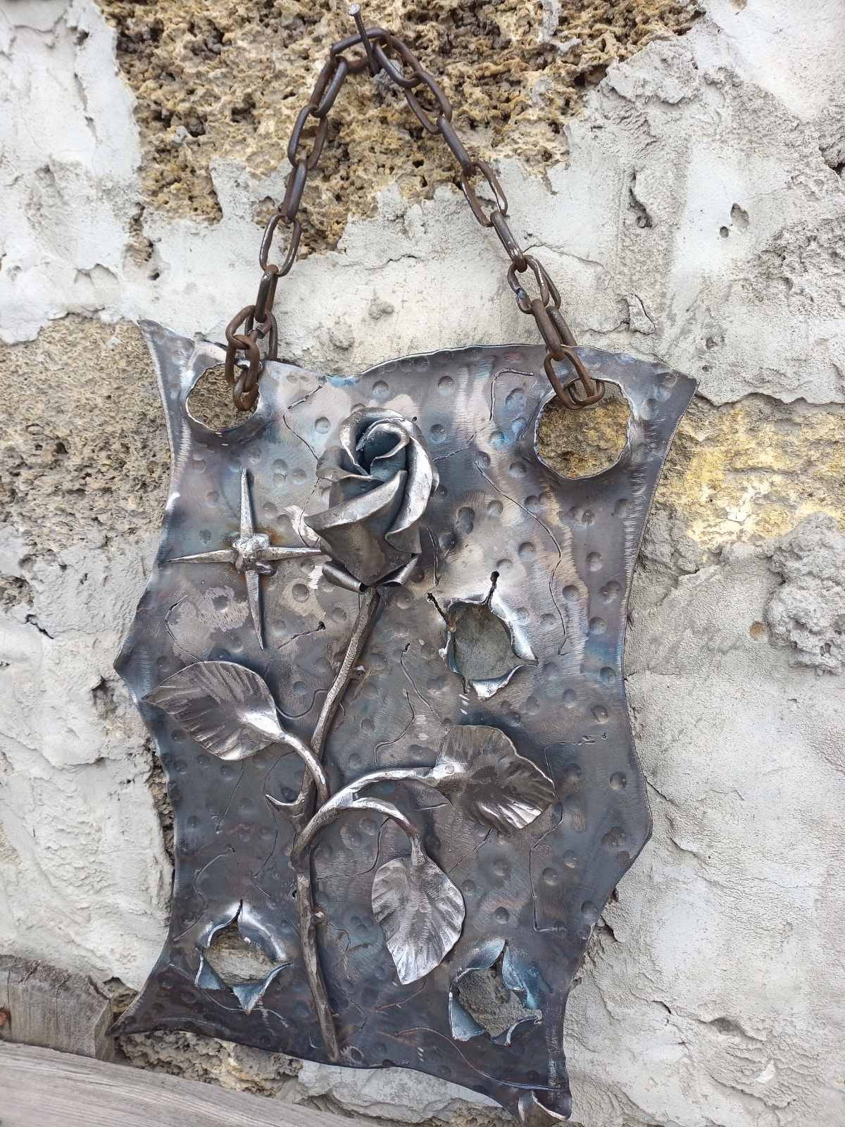 Personalized iron gift, iron rose, iron scroll, metal plaque, iron gifts, iron gift for her, iron sculpture, chain, iron anniversary gift