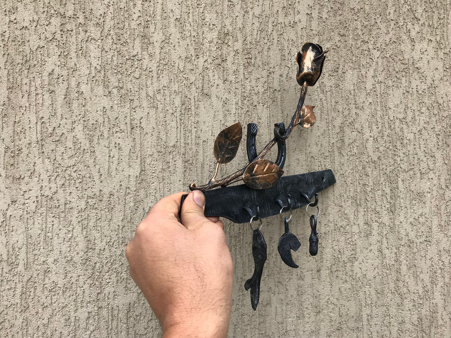 Key holder for wall, key chain, wall key holder, key holder, key rack, hallway decor, entryway decor, iron gifts, manly gift, mens gift