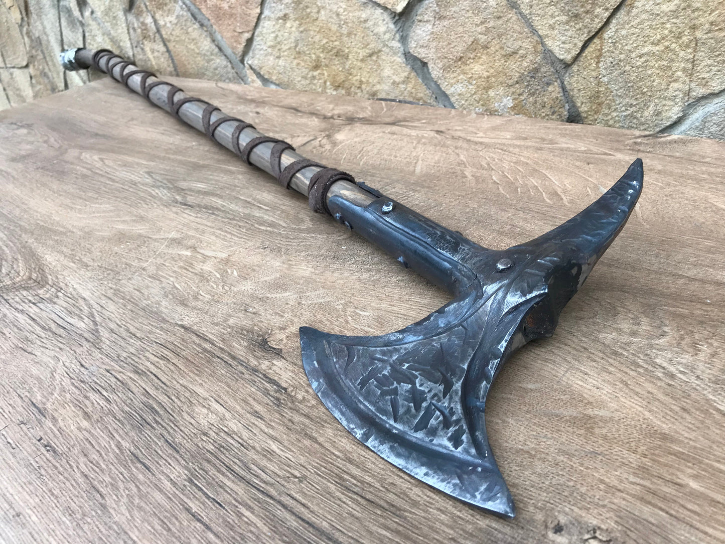 Skyrim axe, The Elder Scrolls, Iron Battleaxe, battle axe, mens armor, cosplay axe, cosplay axe, anniversary gift, mens gift, cosplay weapon