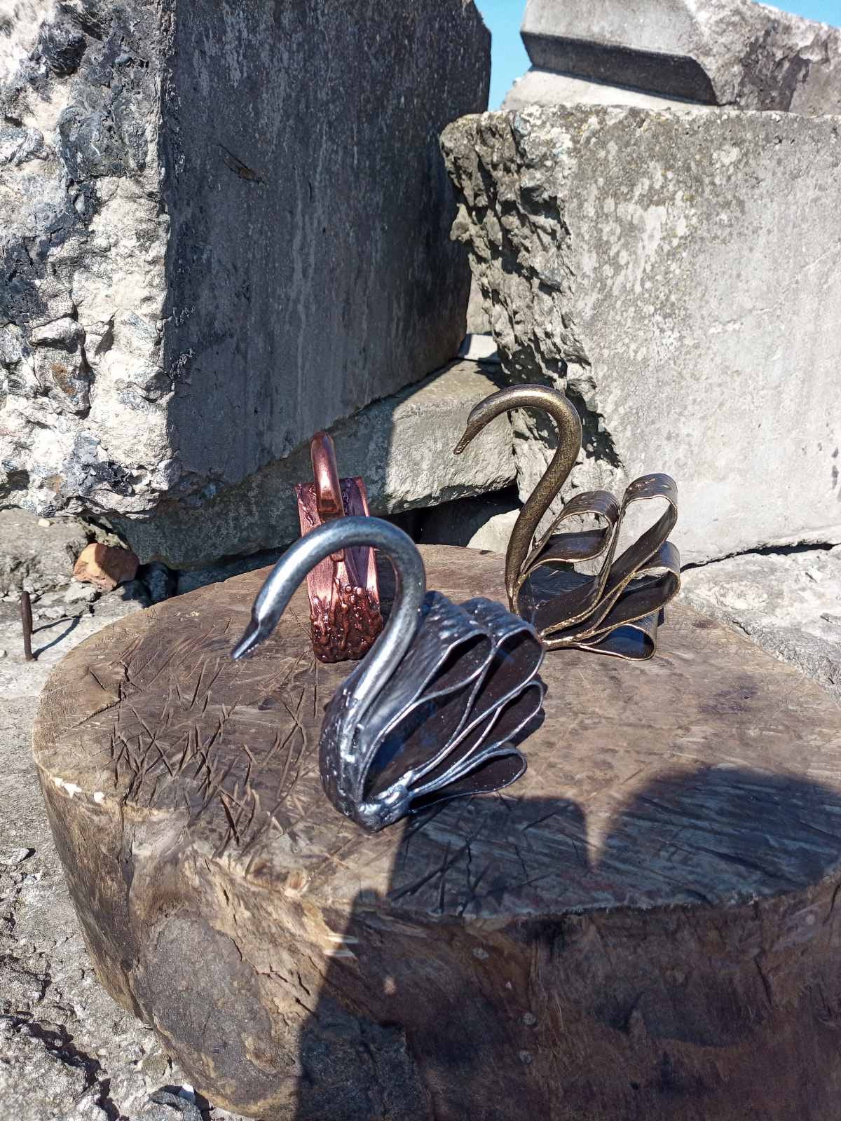 Hand forged swans, iron bird, iron anniversary, party decor, anniversary gift, birthday gift, Christmas gift,iron gift,metal bird,lake decor