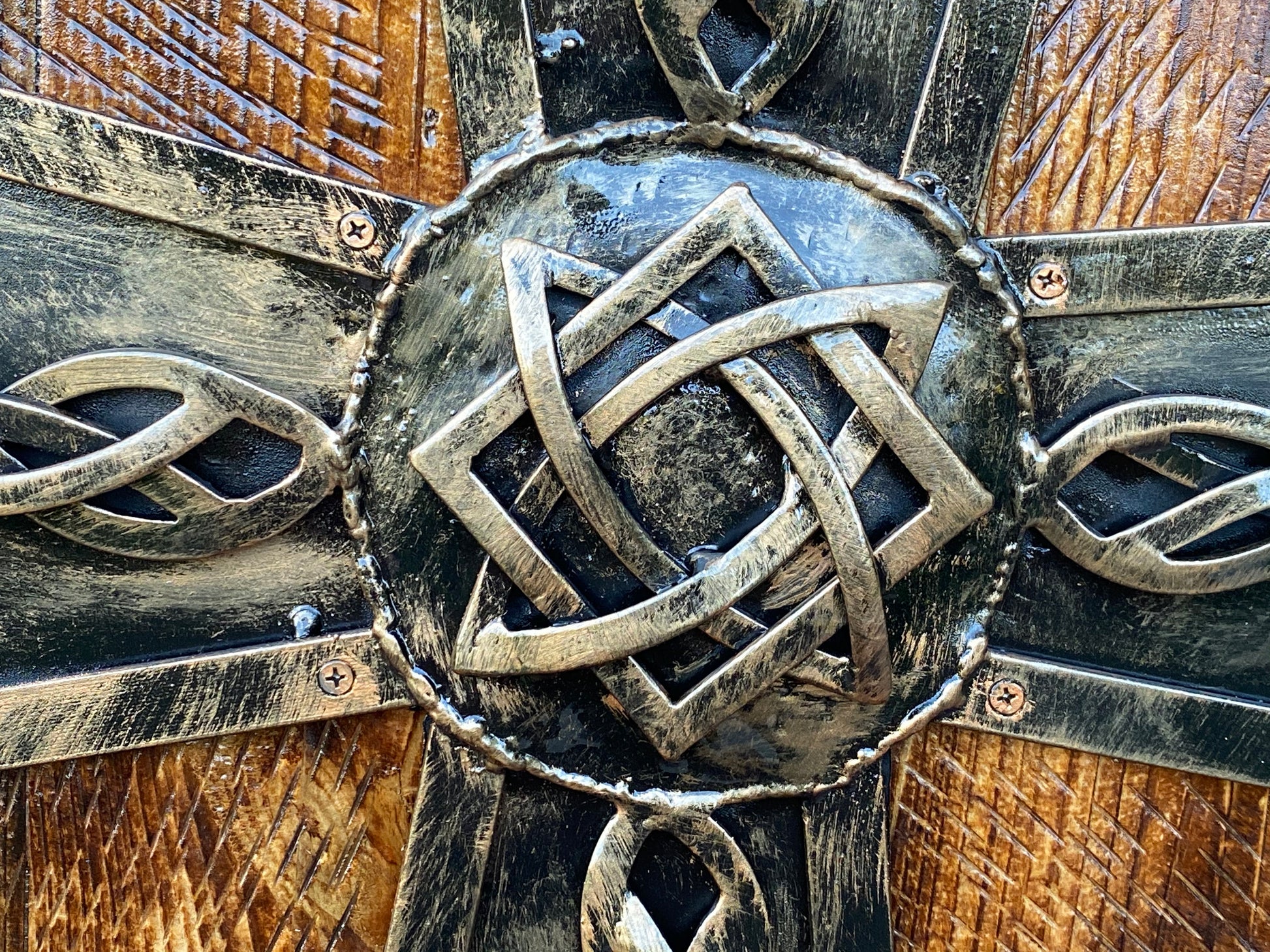 Celtic shield, decorative shield, axe holder, shield, viking shield, Christmas gift, cosplay armor,  mens gift, axe, medieval shield, viking