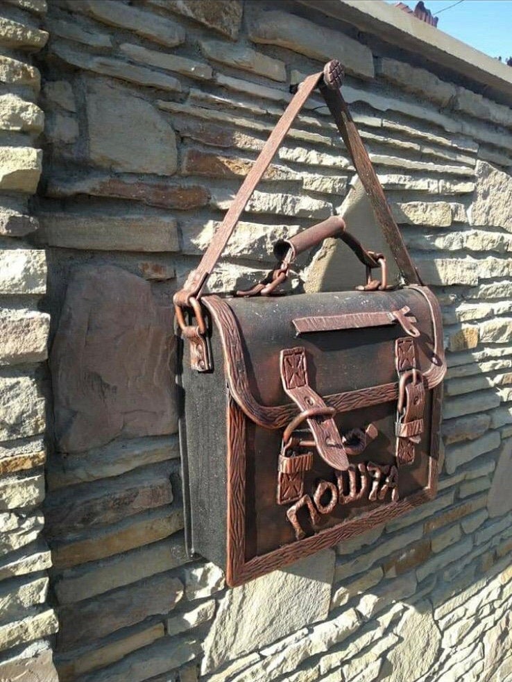 Hand forged mailbox 40x45 cm – ForgedCommodities