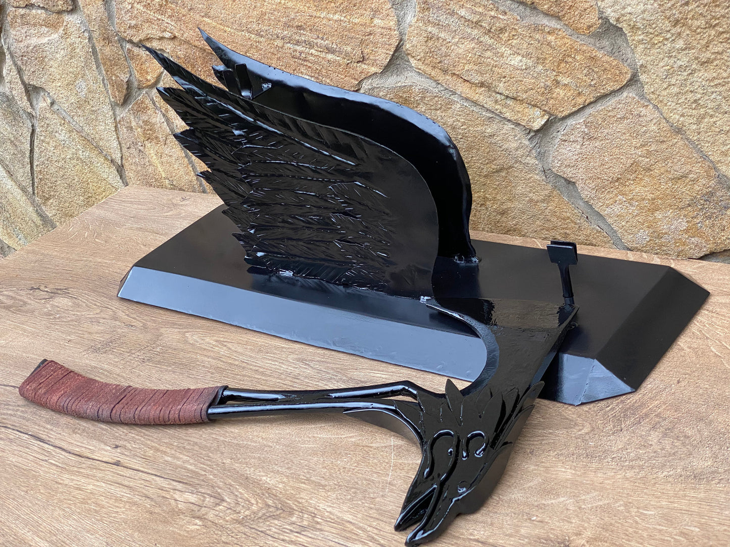 Bloodhound heirloom axe, gamer gift, Raven&#39;s Bite Heirloom, Apex Legends, cosplay axe, iron gift, Christmas,steel gift,replica,props cosplay