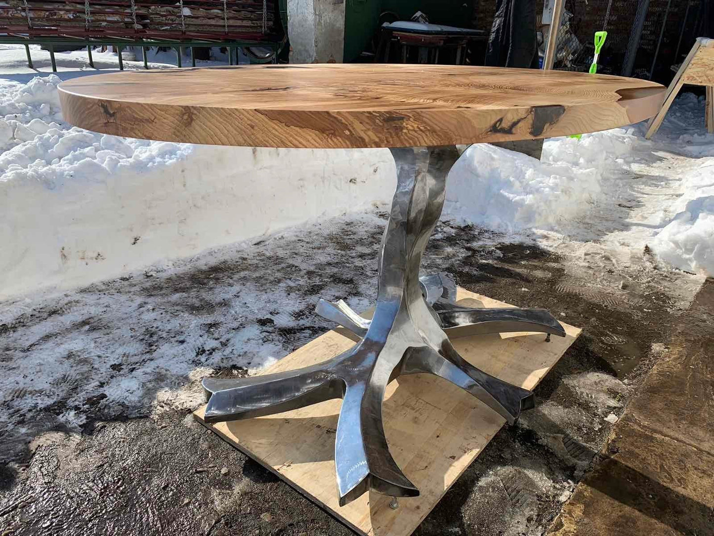 Table leg, table, trunk, tree stump table, coffee table, birthday, anniversary, kitchen, dining room, living room, furniture, Christmas