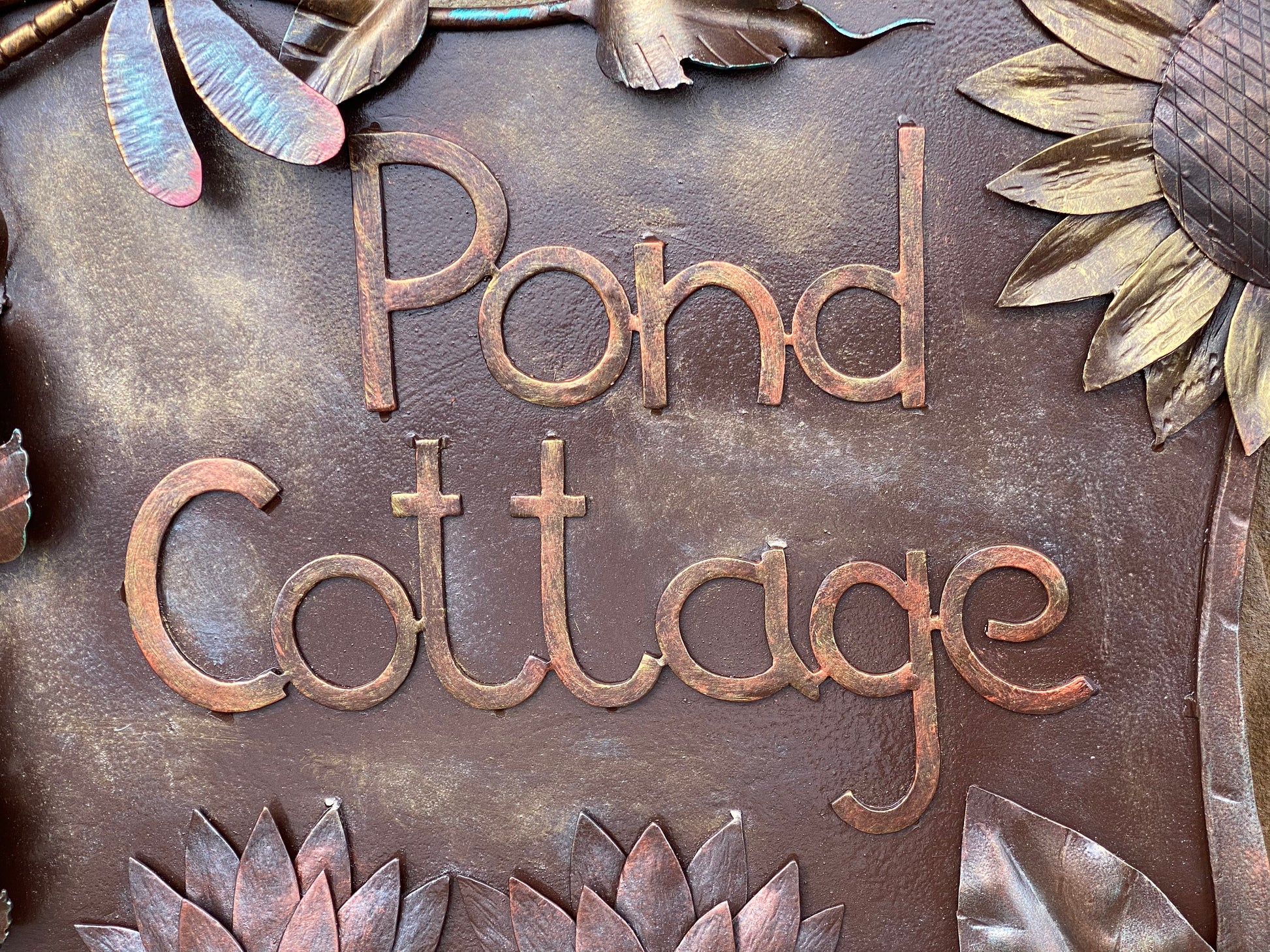 Cottage plaque, waterlily, botanic, plaque, address sign, personalized plaque, family sign, botanical,lake decor,river decor,farmhouse,lotus