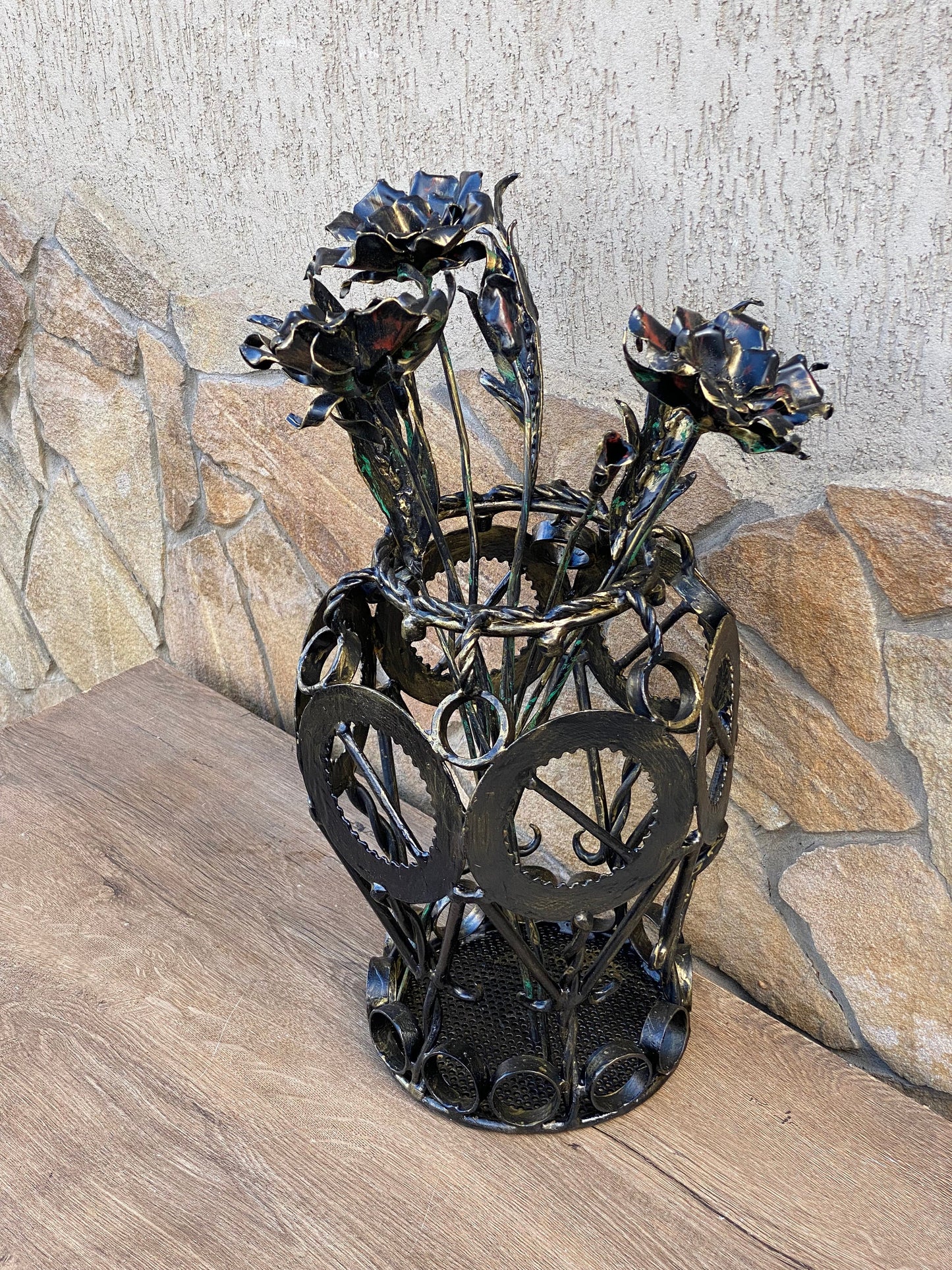 Vase, poppy, flower, 11th anniversary, 6th anniversary, iron gift, iron flower, steel gift, iron anniversary, birthday, Christmas, botanics