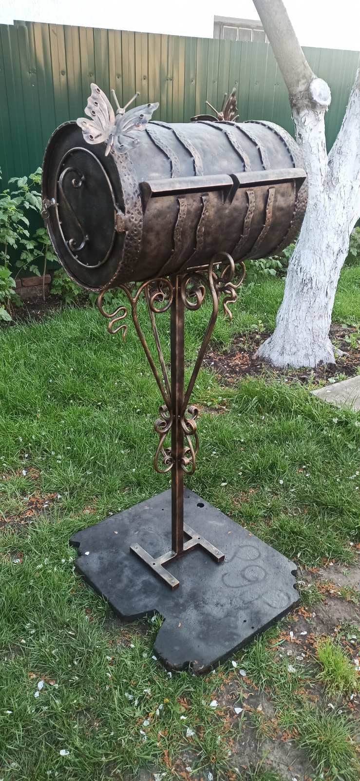 Mailbox, mail box, butterfly, garden, newlyweds gift, yard, wedding, Christmas, gift for mom, steel gift, anniversary gift, birthday gift