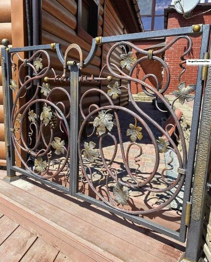 Gate, grapes, balcony gate, terrace gate, baby gate, dog gate, pet door, Christmas gift, stair gate, child gate, birthday,grapevine,handrail